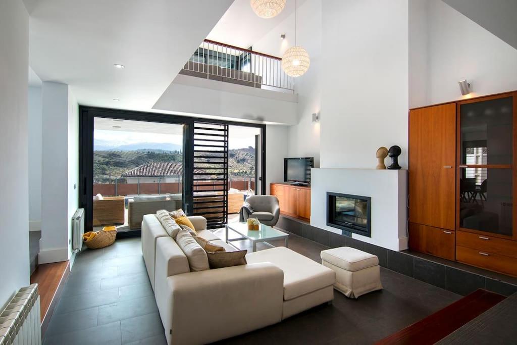 Villa Sierra Huetor Santillan Екстер'єр фото
