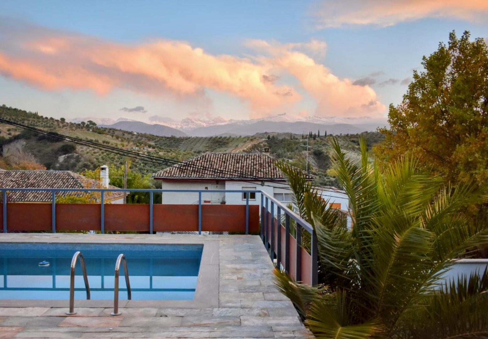 Villa Sierra Huetor Santillan Екстер'єр фото