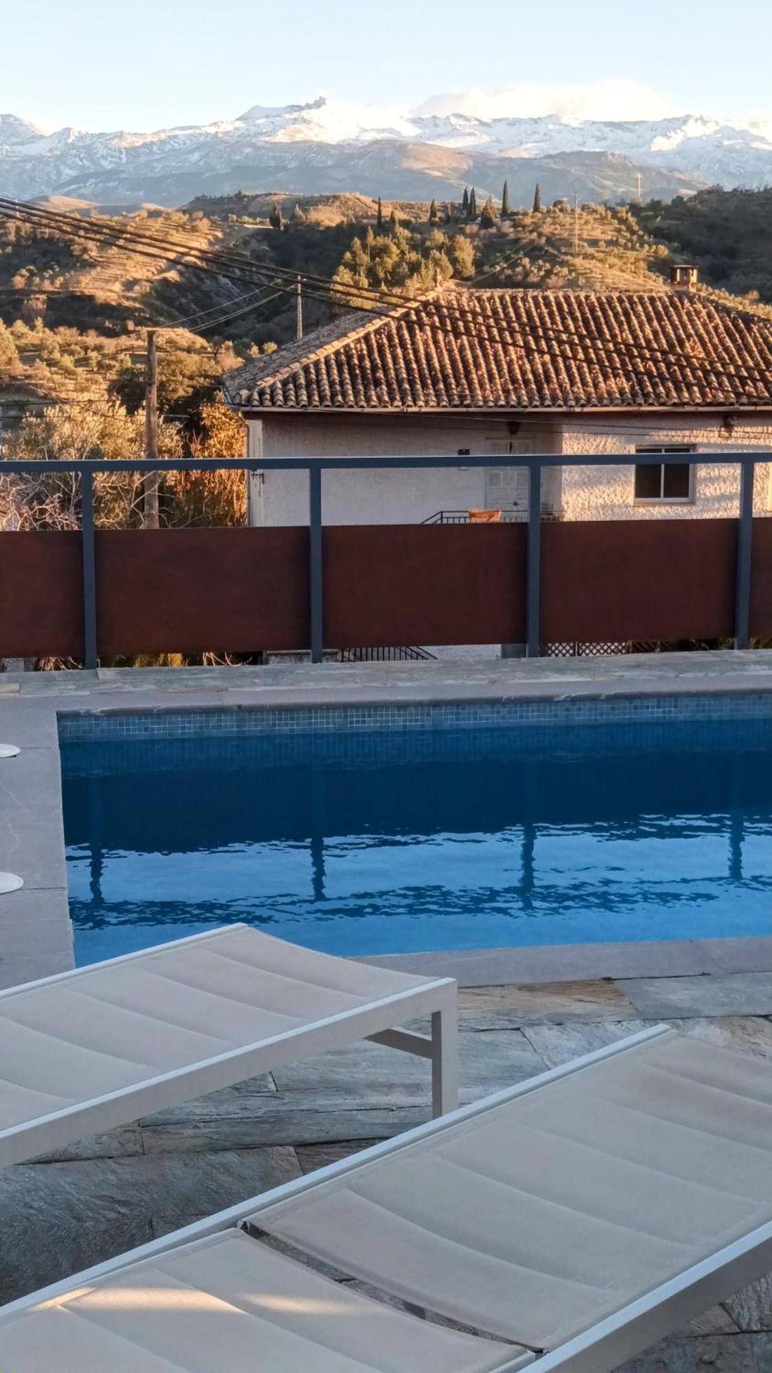 Villa Sierra Huetor Santillan Номер фото